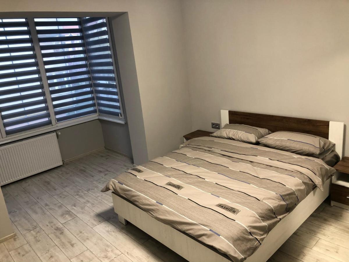 Gil Apartments, Volodimirskaja 90.246 - Majetok Bozdosh أوزهورود المظهر الخارجي الصورة