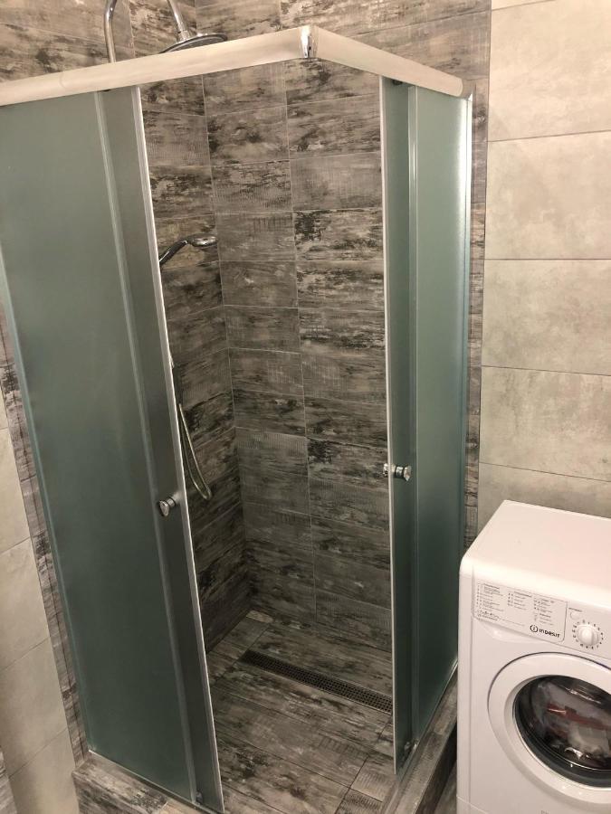 Gil Apartments, Volodimirskaja 90.246 - Majetok Bozdosh أوزهورود المظهر الخارجي الصورة