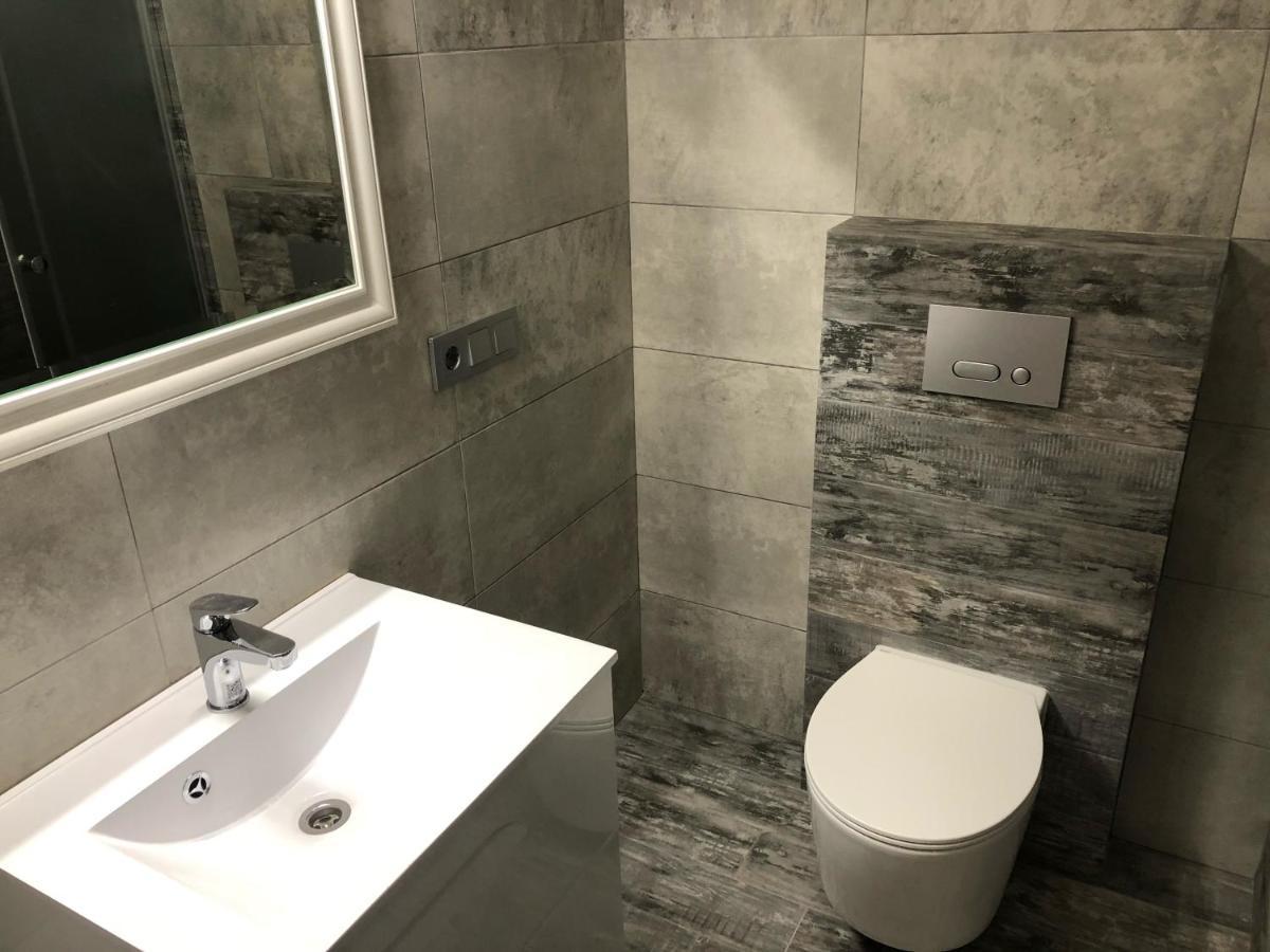 Gil Apartments, Volodimirskaja 90.246 - Majetok Bozdosh أوزهورود المظهر الخارجي الصورة